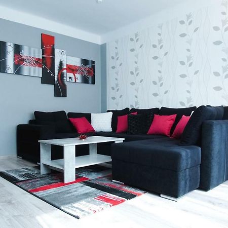 Apartmany Monty Karlsbad Exteriör bild