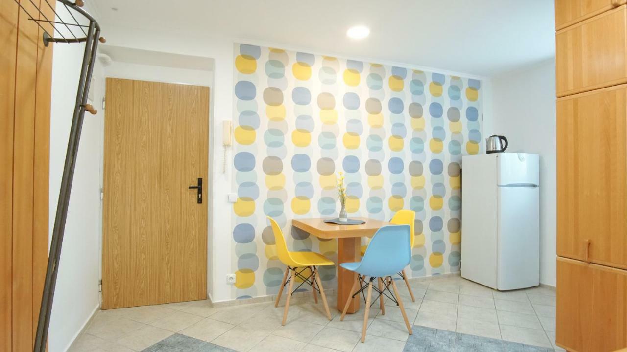 Apartmany Monty Karlsbad Exteriör bild